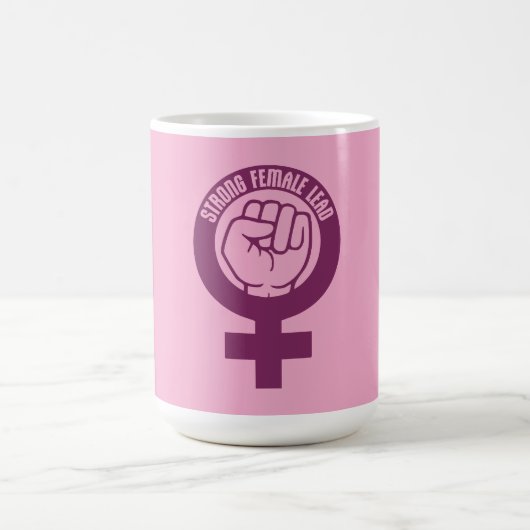 Strong Female Lead Feminist Empowerment Quote Logo Verwandlungstasse (Zentrum)