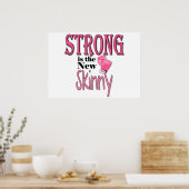 STRONG ist die neue Skinny! mit rosa Boxhandschuhe Poster (Küche)