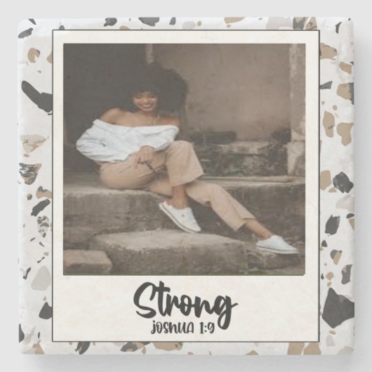 Strong Joshua 1:9 Terrazzo Pattern Stone Untersetz Steinuntersetzer (Vorderseite)
