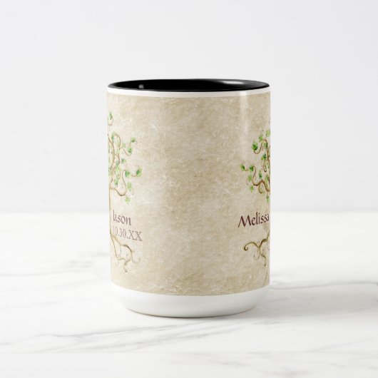Strudel-Baum-Wurzeln Antiqued personalisiertes Zweifarbige Tasse (Mittel)