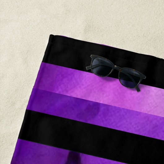 strukturierte lila und schwarze Streifen Strandtuch (Beispiel)