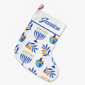 Strumpf White and Blue Menorah & Dreidel Hanukkah Großer Weihnachtsstrumpf (Vorderansicht (hängend))