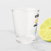 Student Delivery Specialist bl Schnapsglas (Links)