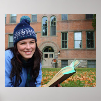 Student der hübschen Uni, der im Herbst studiert Poster