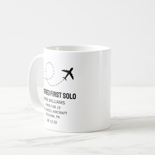 Studentenpilot First Solo Flugzeug mit sonniger Ku Kaffeetasse (Vorderseite Links)