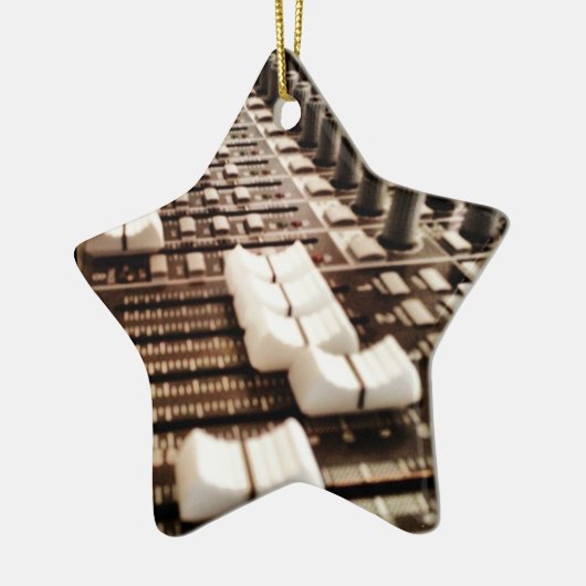 Studio Mixer Keramik Ornament (Links)