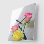 Studio Rose Bouquet. Quadratische Wanduhr (Winkel)