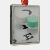 Studio schoss vom Kontaktlinsekasten auf Silbernes Ornament (Rechts)