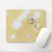 Studioaufnahme mit weißer Maus durch Loch Mousepad (Mit Mouse)