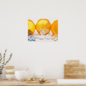 Studiofoto mit Medikamentenflasche Poster (Küche)