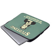 Studium: Tote Zeit Laptopschutzhülle (Vorne Knopf)