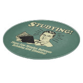 Studium: Trinken und Schlafen Schneidebrett (Ecke)