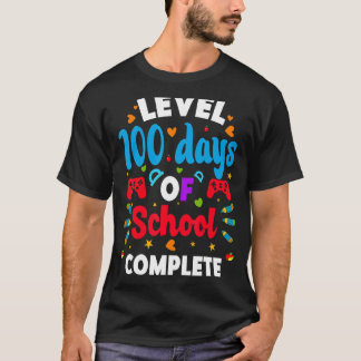 Stufe 100 Tage Schule abgeschlossen Kostüme Frauen T-Shirt