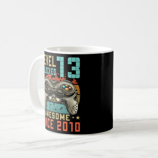 Stufe 13 Phantastisch seit 2010 13. Gaming Kaffeetasse (Vorderseite Links)