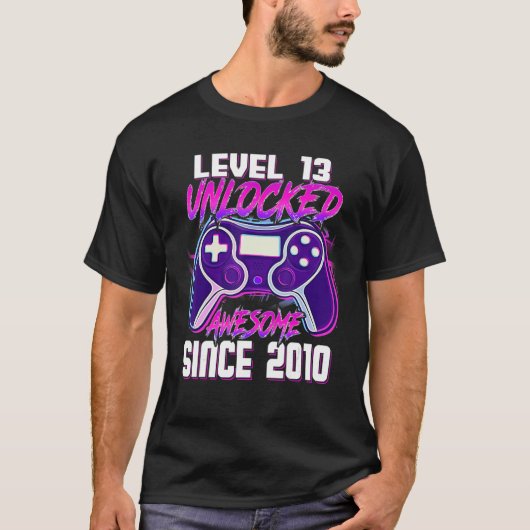 Stufe 13 Phantastisch seit 2010 Gaming 13. B T-Shirt (Vorderseite)