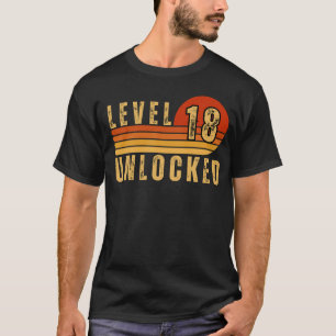 Stufe 18 Ungesperrter 18. Video Gamer Geburtstagsj T-Shirt
