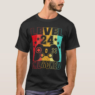 Stufe 24 Unverschlossene 24-jährige Männer im Alte T-Shirt