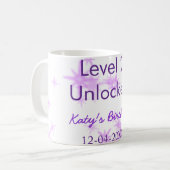 Stufe 2 Entsperrt Hinzufügen des Datums des Geburt Kaffeetasse (Vorderseite Links)