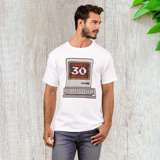 Stufe 30 Unverschlossen T-Shirt