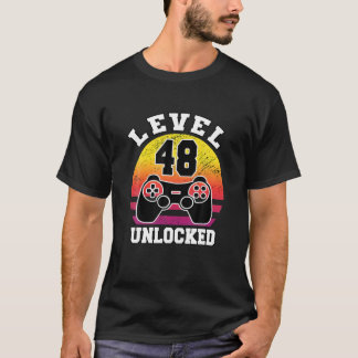 Stufe 48 Unverschlossene 48 Jahre alter Retro-80er T-Shirt