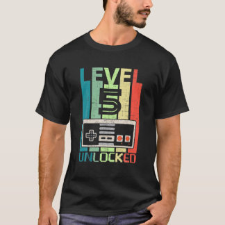 Stufe 5 Unverriegelter VideoGamer 5. Geburtstagsge T-Shirt