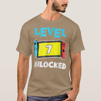 Stufe 7 Unverriegelter Gamer 7. Geburtstag Geschen T-Shirt