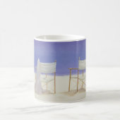 Stühle auf dem Strand 1995 Kaffeetasse (Mittel)