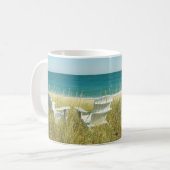 Stühle von Adirondack in den Dünen Kaffeetasse (Vorderseite Links)