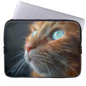 Stunning Fluffy Ginger Cat Profile - Blue Eyed Laptopschutzhülle (Vorderseite)