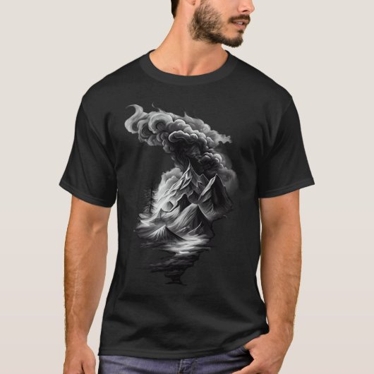 Stunning Mountain and Cloud in Black and White T-Shirt (Vorderseite)