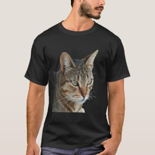 Stunning Tabby Cat Close Up Portrait Vector T-Shirt