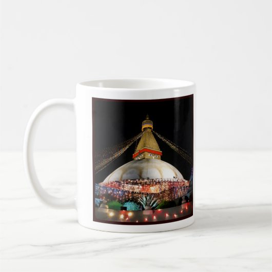 Stupa Boudhanath, Kathmandu am Abend - Nepal Kaffeetasse (Links)