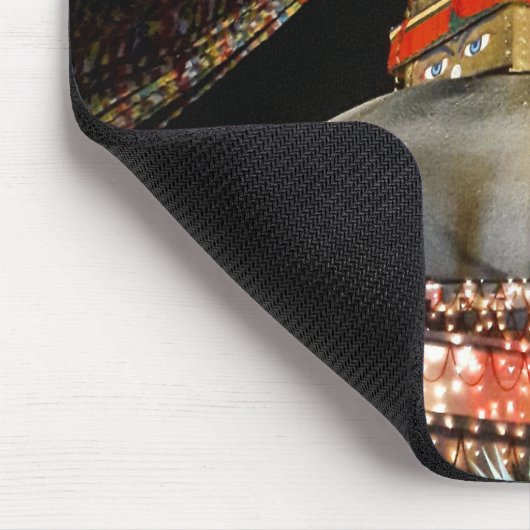 Stupa Boudhanath, Kathmandu am Abend - Nepal Mousepad (Ecke)