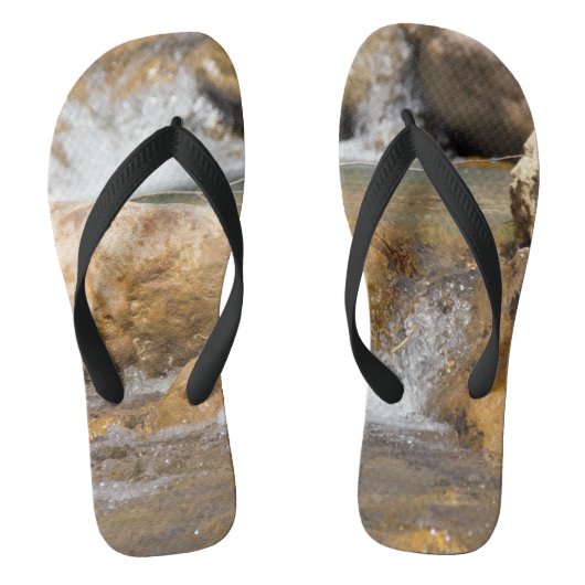 Sturmbach im Frühling Badesandalen (Fußbett)