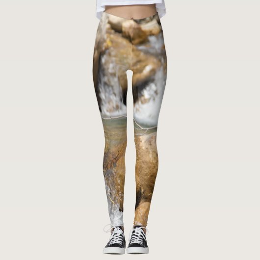 Sturmbach im Frühling Leggings (Vorderseite)