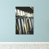 Sturmgewehre stehen bereit leinwanddruck (Insitu (Holzboden))