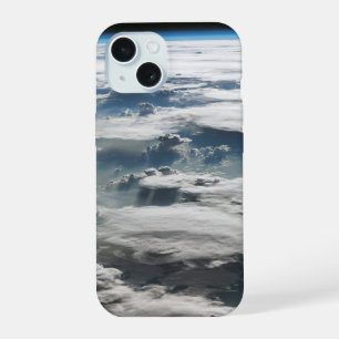 Stürmischer Himmel über dem Amazonas iPhone 15 Hülle