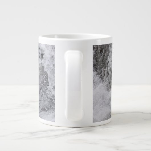 Sturmwelle Jumbo-Tasse (Rückseite)