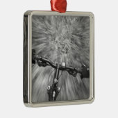 Stürzen eines Stärketeils Ornament Aus Metall (Rechts)