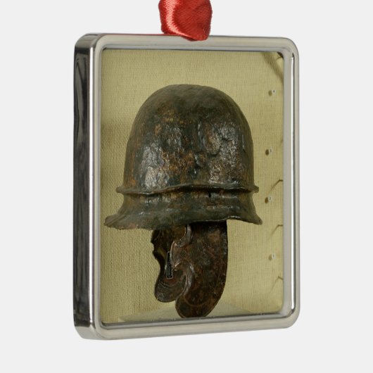 Sturzhelm mit Backe schützt, von Alesia, Tene III Ornament Aus Metall (Rechts)