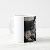 Stützende tätowierte Dame Kaffeetasse (Vorderseite Links)