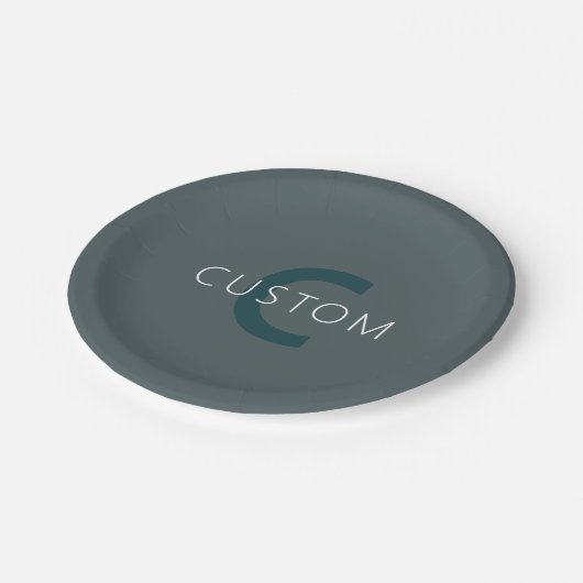 Stylische, anpassbare Monogramm-Vorlage Pappteller (Schrägansicht)