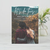 Stylische handgeschriebene Kalligraphie Save the D Date (Stehend Vorderseite)