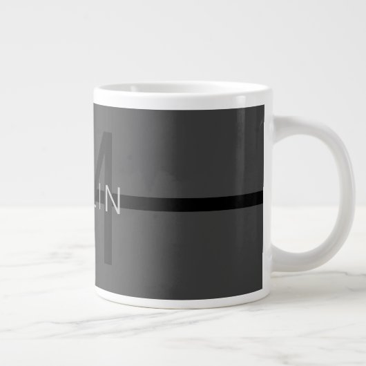 Stylische Maskuline Dunkelgrau Name & Monogramm Jumbo-Tasse (Rechts)