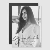Stylischer Black Script Foto Abschluss Magneteinladung (Vorne/Hinten)