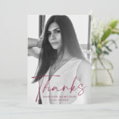 Stylischer Maroon Script Foto Abschluss Dankeskarte (Stehend Vorderseite)
