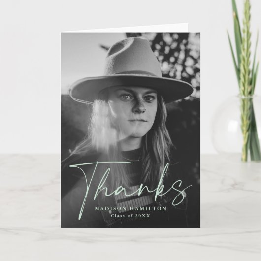 Stylischer Mint Green Script Foto Abschluss Dankeskarte (Vorderseite)