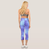 Stylischer Storm Cloud-Effekt Blau Capri Leggings (Rückseite)
