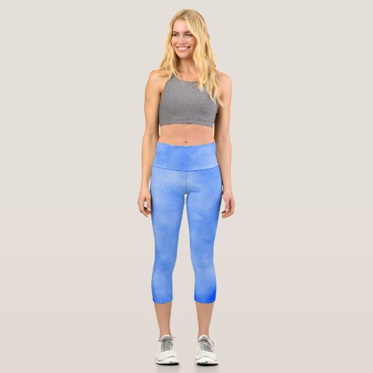 Stylischer Sturm Cloud-Effekt Frosty Blue Capri Leggings (Vorderseite)