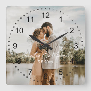 stylisches Hochzeitsfoto mit schwarzen Zahlen Quadratische Wanduhr